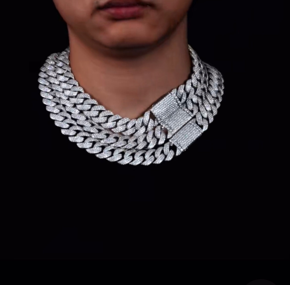 22 MM Moissanite Diamond Cuban Chain